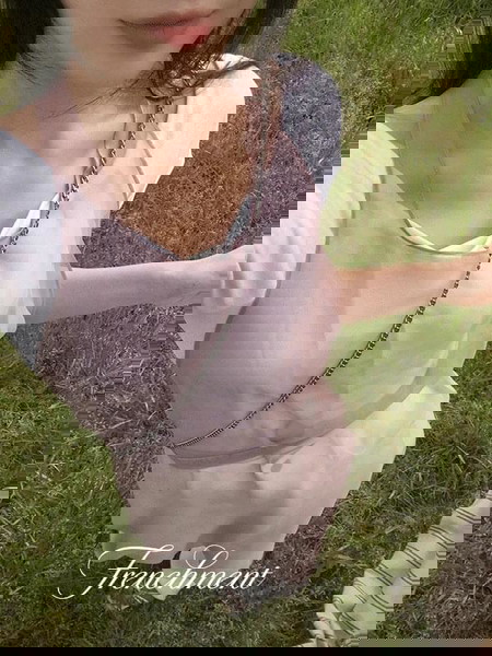 細肩帶背心