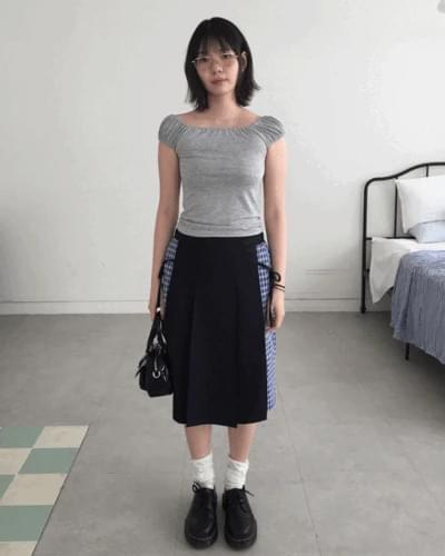 Double layer check skirt