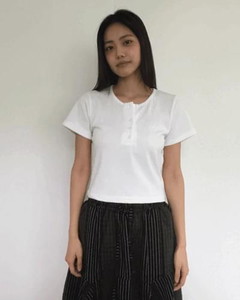Snap ribbed short sleeve