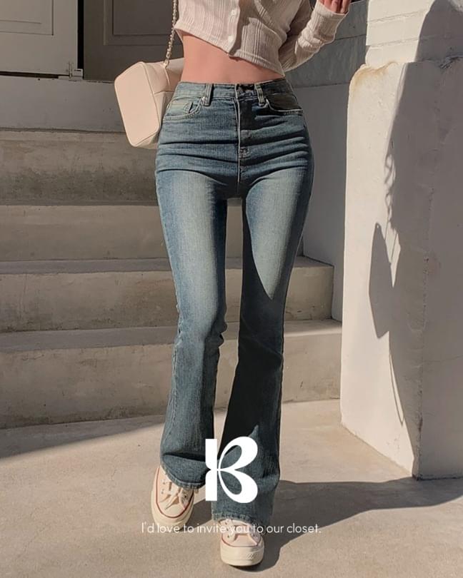 Real fit vintage washed denim bootcut pants
