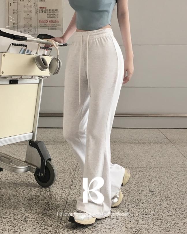 Backup bootcut training pants