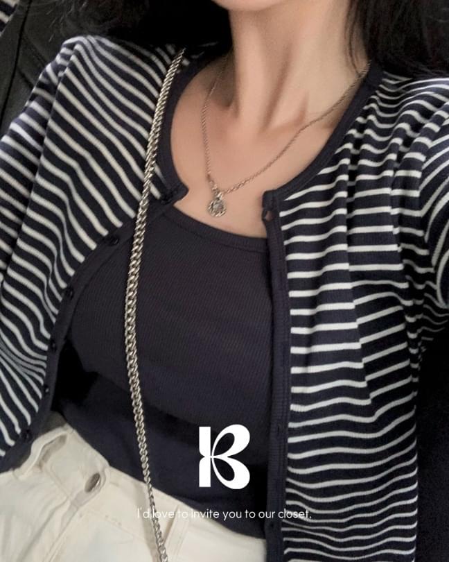 Wally stripe single-breasted Nashi cardigan set