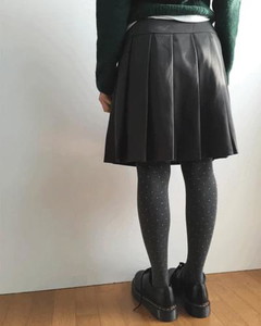 Low pleated midi skirt