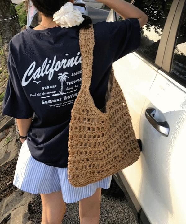 California Overfit Boxy-fit Lettering Short Sleeve T-Shirt 3 Colors