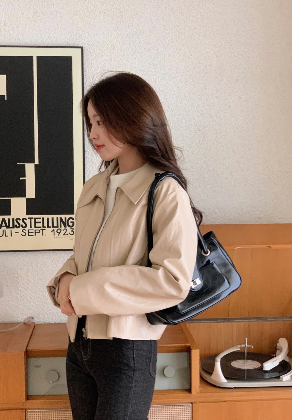 【COLOR iN ID】Humming Crop Leather Jacket 1173674396.webp