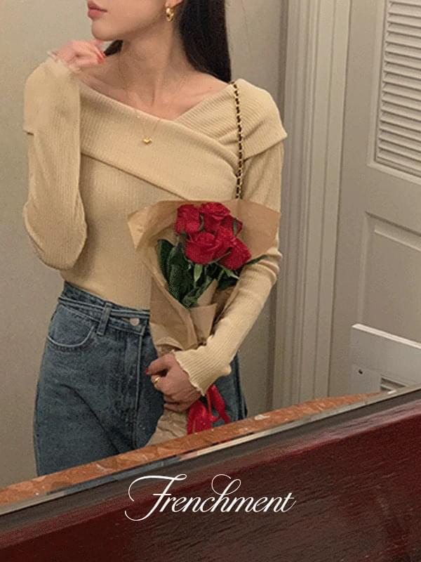 Berul Off Shoulder Ribbed Slim Guest Look Spring T-Shirt