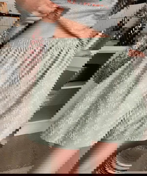 flared-skirt