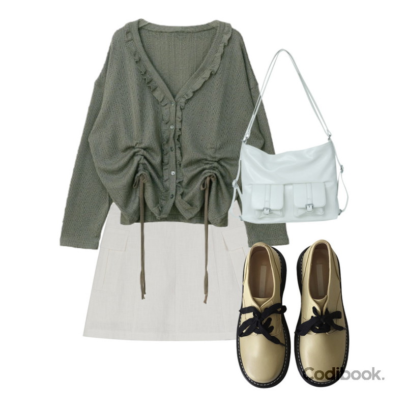 porterna 씨야 포켓 쇼트 스커트,AAKE BOLD STITCH LOAFER (3color),binary01 토미아 러플 스트랩 가디건등을 매치한 코디