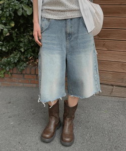 Refiche Back Point Bermuda Pants