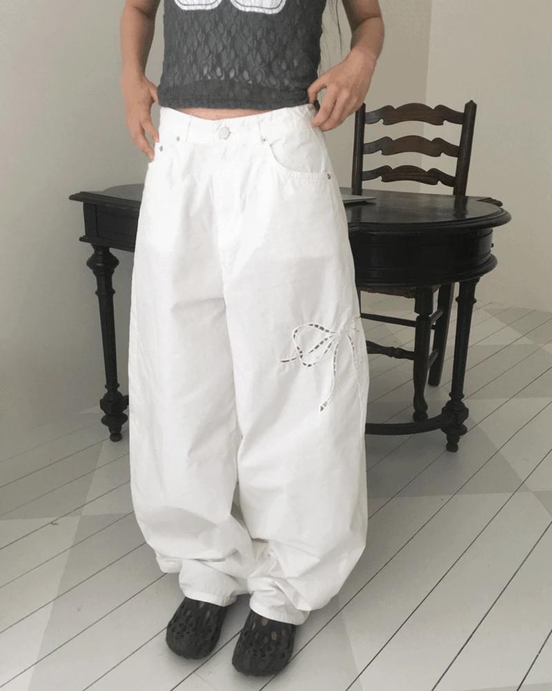 Royal Ribbon Punching Stitch Wide Pants
