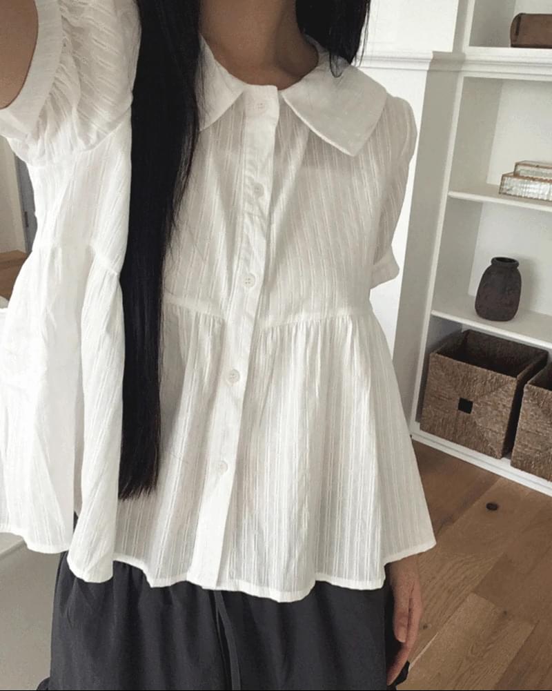 Harper Collar Puff Short Sleeve Blouse