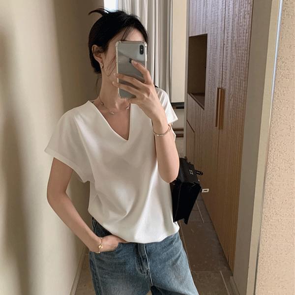 Rotive V- V-Neck stingray fit short-sleeved T-shirt