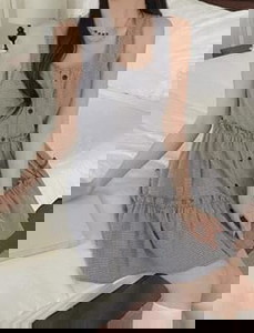 ナタリーボタンスリーブレスワンピース