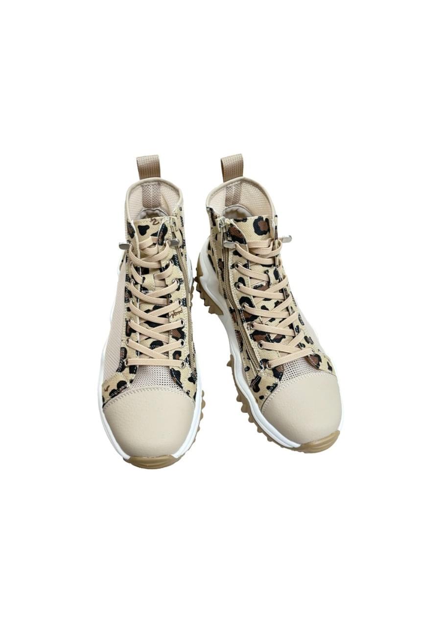 wildcore leopard sneakers 球鞋与布鞋