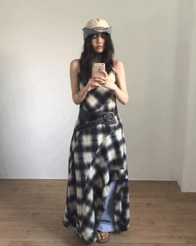 halterneck-dress