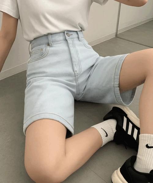 ショートパンツ