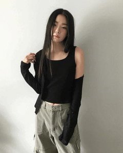 バックスリットスリーブレス *スカイブルー即日発送可