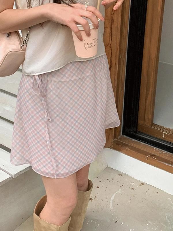 Duel Summer Check Strap Flare Mini Skirt