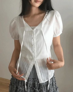 Pleated Strap Punching Puff Blouse