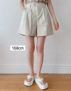 Triangle button 2 half band pin tuck 4-part pants