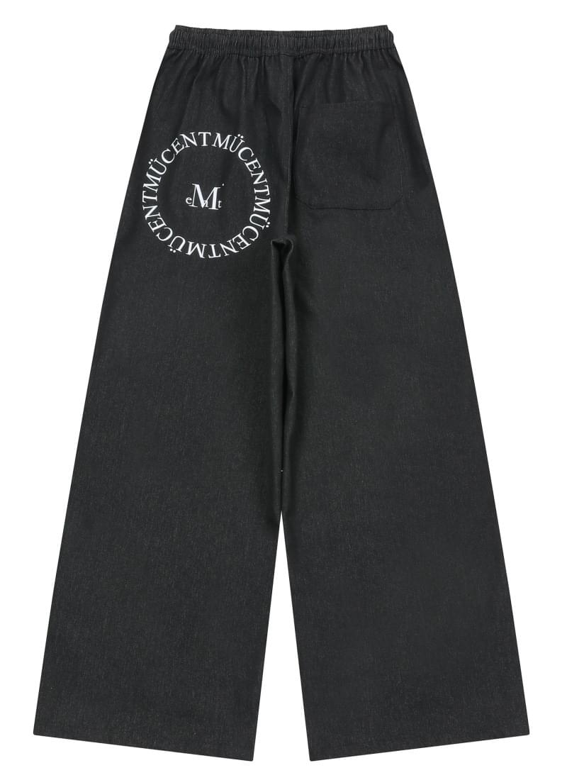 sweatpants