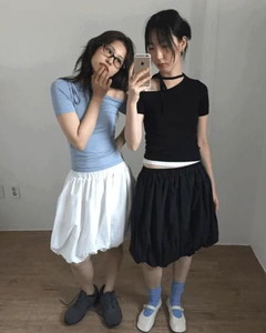 Unbalanced tie t-shirt