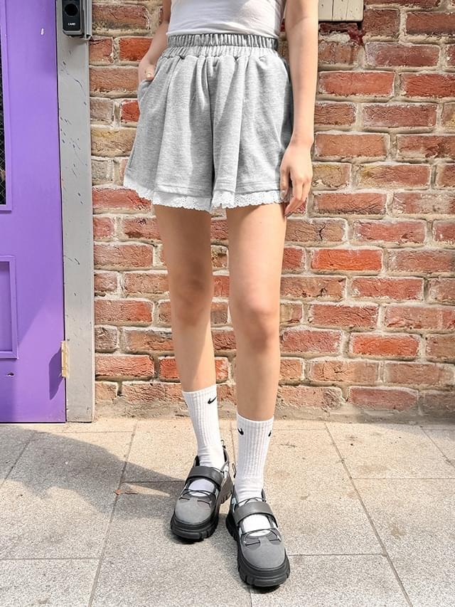 Big size S-2XL Chichit pintuck lace banding shorts shorts 短裤