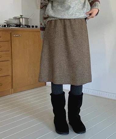 Expensive herringbone banding midi skirt
