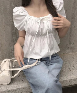 웰린 리본 퍼프 반팔 블라우스