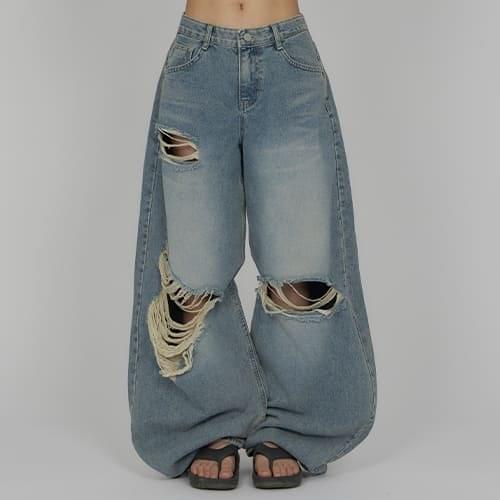 Vintage Distressed Balloon Denim DE017