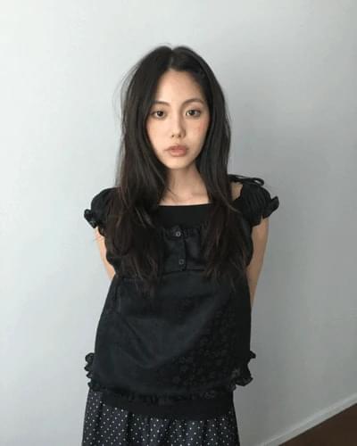 Fling Blouse *Black Same-day shipping available