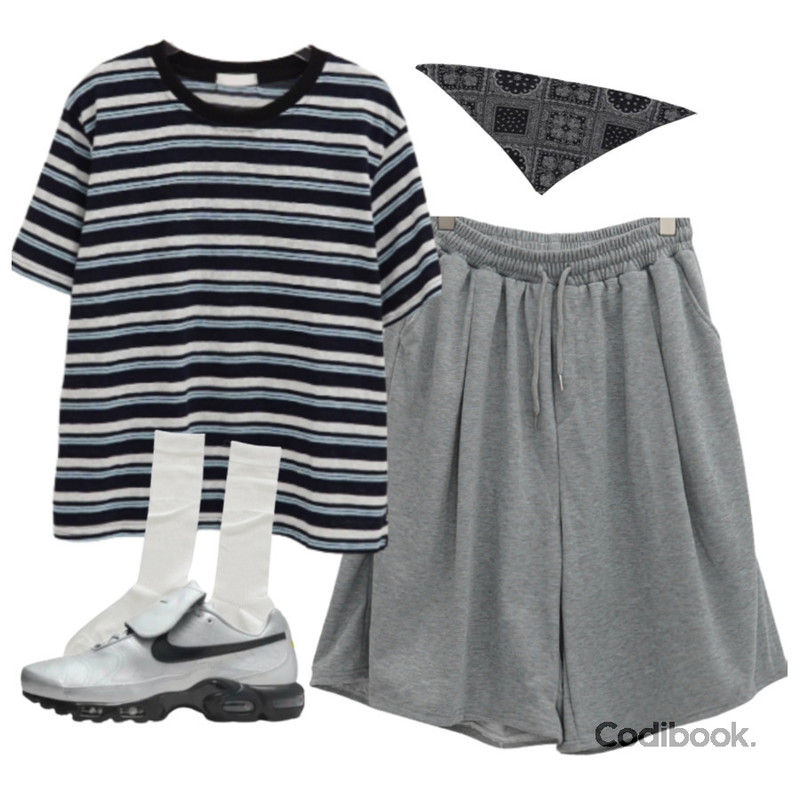 ondeed 퓨콘 여름 시스루 골지 주름 삭스 양말,DAILYJOU 르제인 페이즐리 스카프,DAILYJOU 오비 핀턱 와이드 버뮤다 트레이닝 팬츠등을 매치한 코디